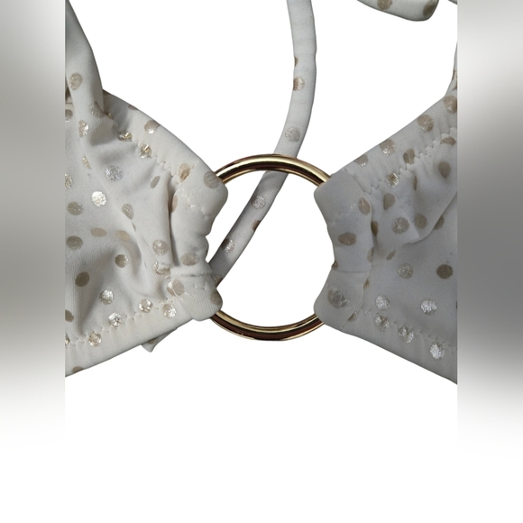 2 Victoria's Secret Bikini Tops Size XS Vacation Beach Sexy Feminine Summer - Picture 4 of 6